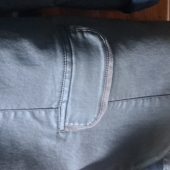 NWT Armani Women's Jacket, brown. Size M - Picture 8 of 9